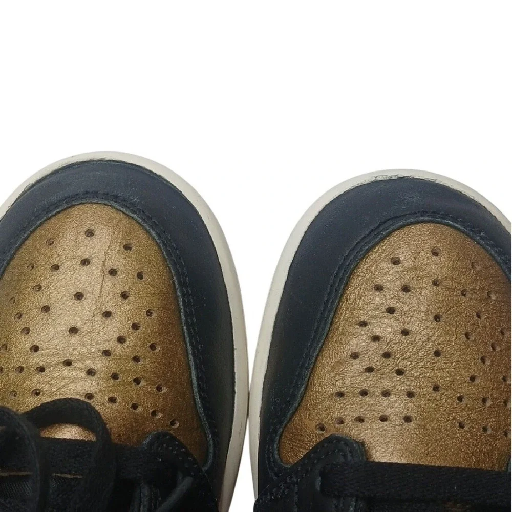 Nike Air Jordan 1 Retro High OG‎ Mens Size 8 Black Gold White DZ5485-071